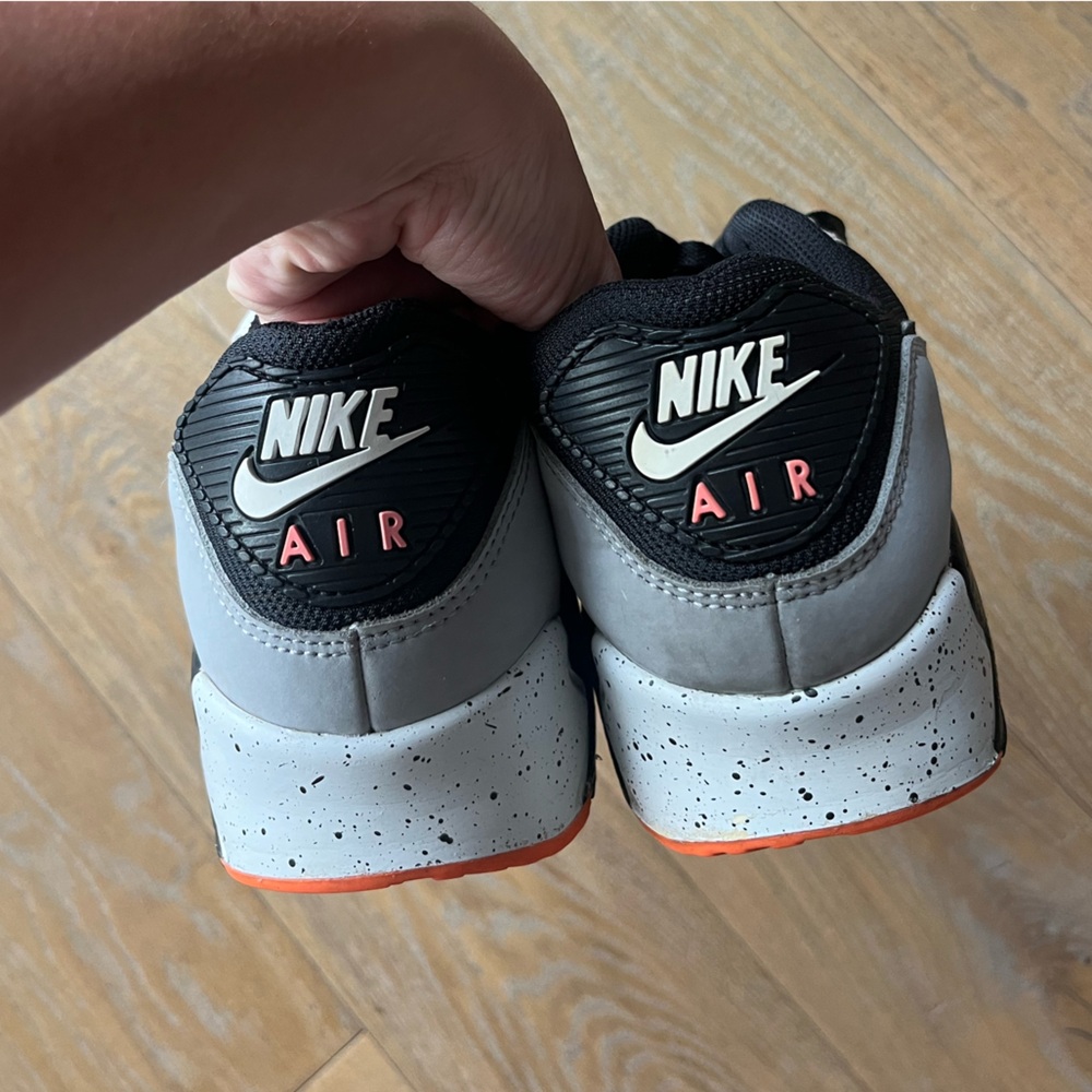 Air Max 90 - Picture 2 of 5